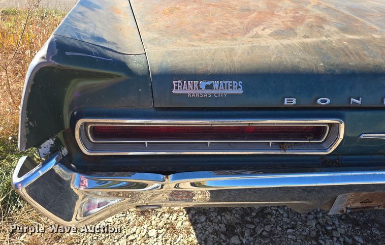 image for item DQ5224 1966 Pontiac Bonneville convertible