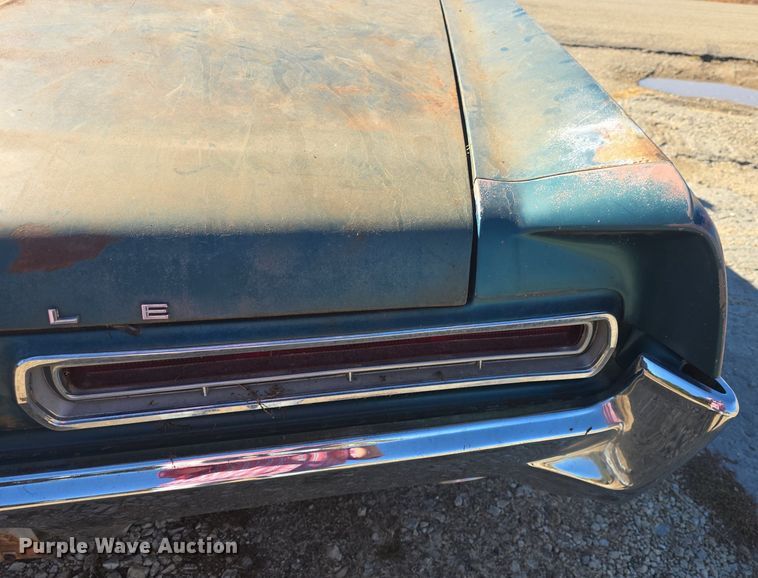 image for item DQ5224 1966 Pontiac Bonneville convertible