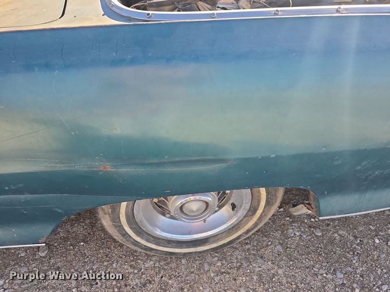 image for item DQ5224 1966 Pontiac Bonneville convertible