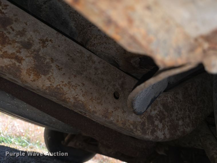 image for item DQ5224 1966 Pontiac Bonneville convertible