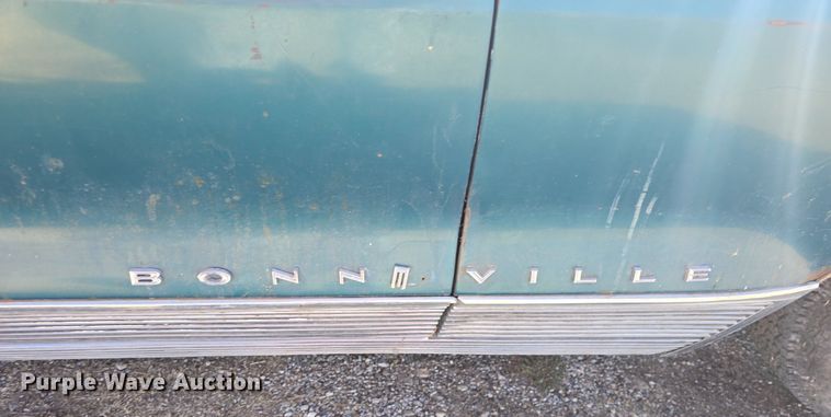 image for item DQ5224 1966 Pontiac Bonneville convertible