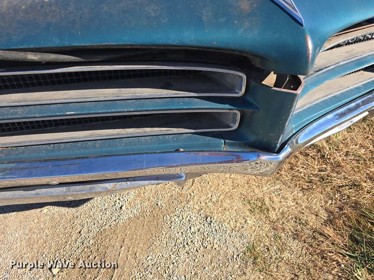 image for item DQ5224 1966 Pontiac Bonneville convertible