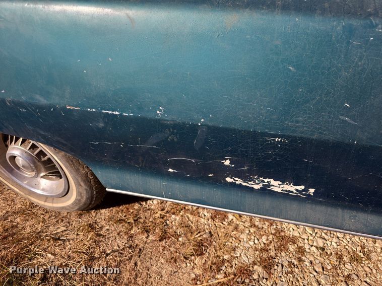 image for item DQ5224 1966 Pontiac Bonneville convertible