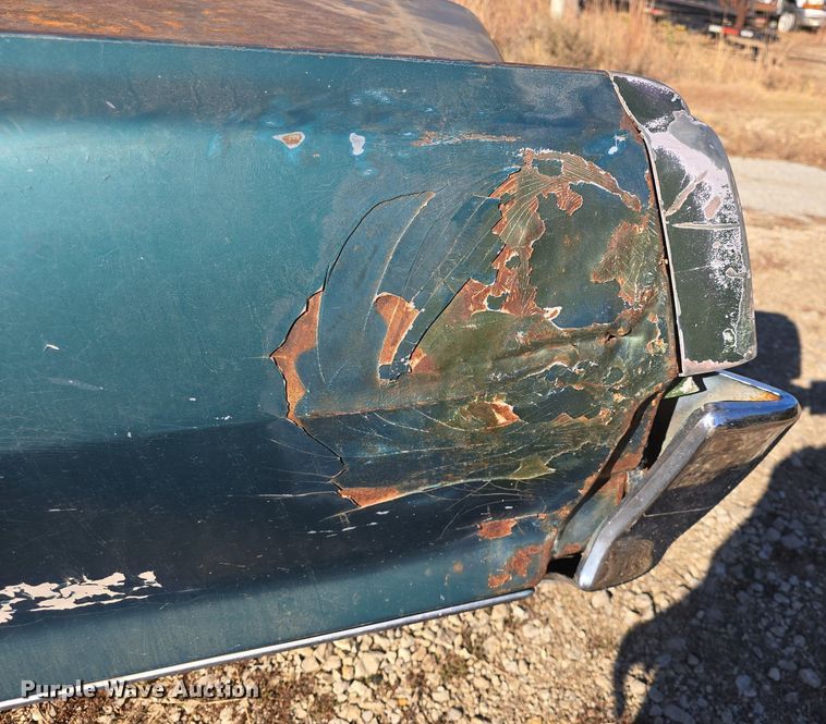 image for item DQ5224 1966 Pontiac Bonneville convertible