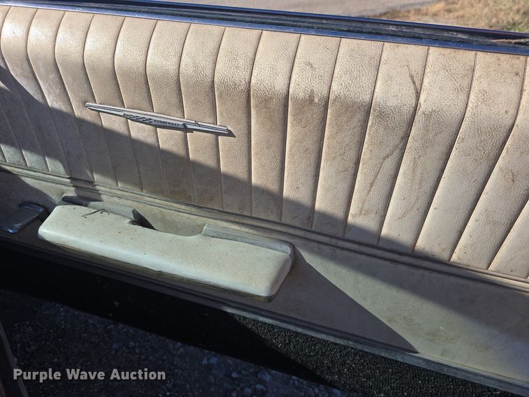 image for item DQ5224 1966 Pontiac Bonneville convertible