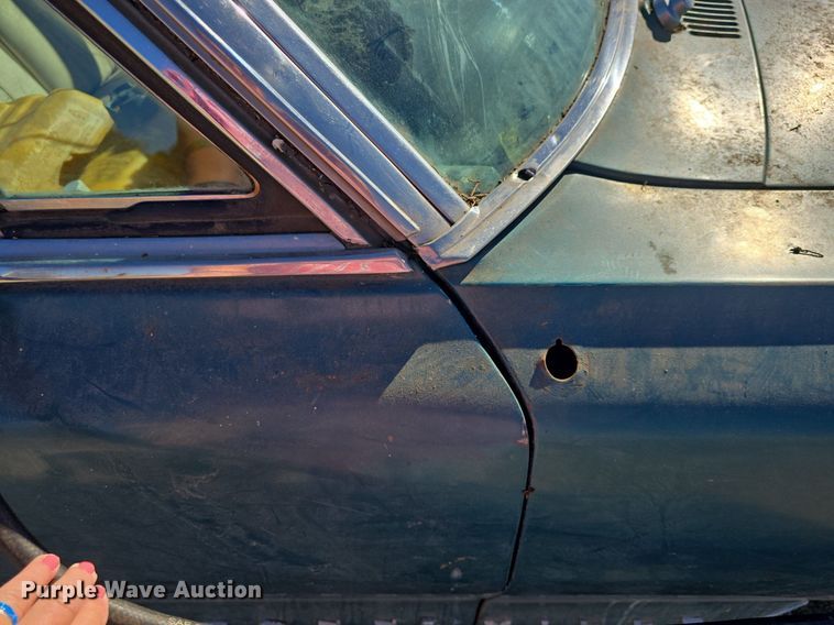 image for item DQ5224 1966 Pontiac Bonneville convertible