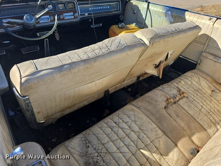 image for item DQ5224 1966 Pontiac Bonneville convertible