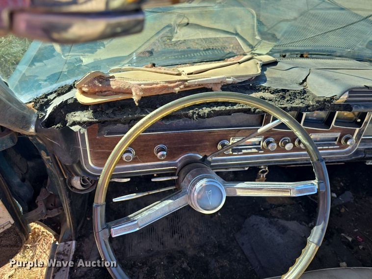 image for item DQ5224 1966 Pontiac Bonneville convertible