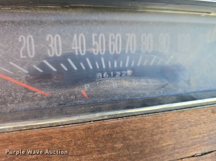 image for item DQ5224 1966 Pontiac Bonneville convertible