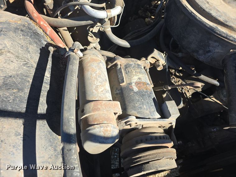 image for item DQ5224 1966 Pontiac Bonneville convertible