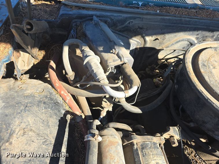 image for item DQ5224 1966 Pontiac Bonneville convertible