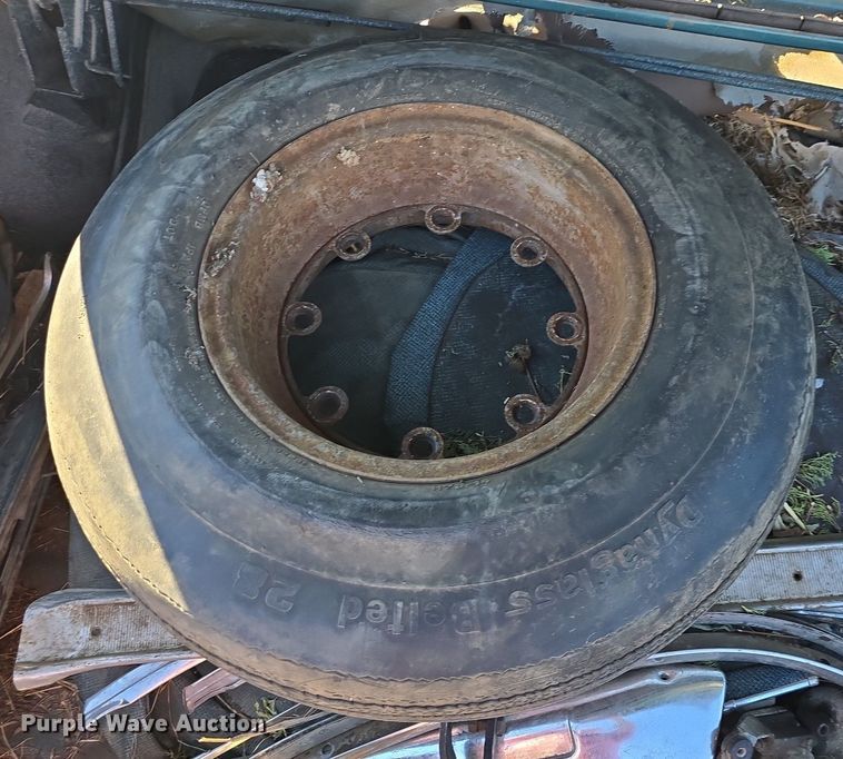 image for item DQ5224 1966 Pontiac Bonneville convertible