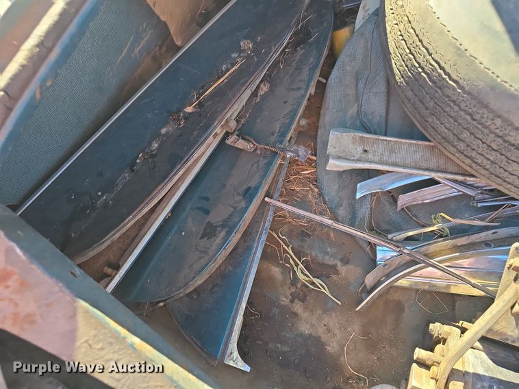 image for item DQ5224 1966 Pontiac Bonneville convertible