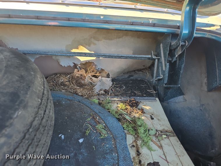 image for item DQ5224 1966 Pontiac Bonneville convertible