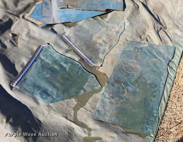 image for item DQ5224 1966 Pontiac Bonneville convertible