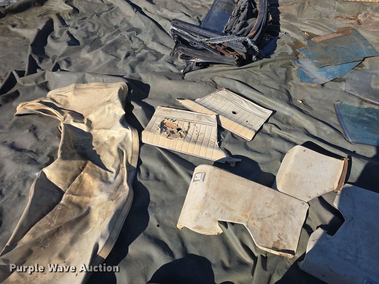 image for item DQ5224 1966 Pontiac Bonneville convertible