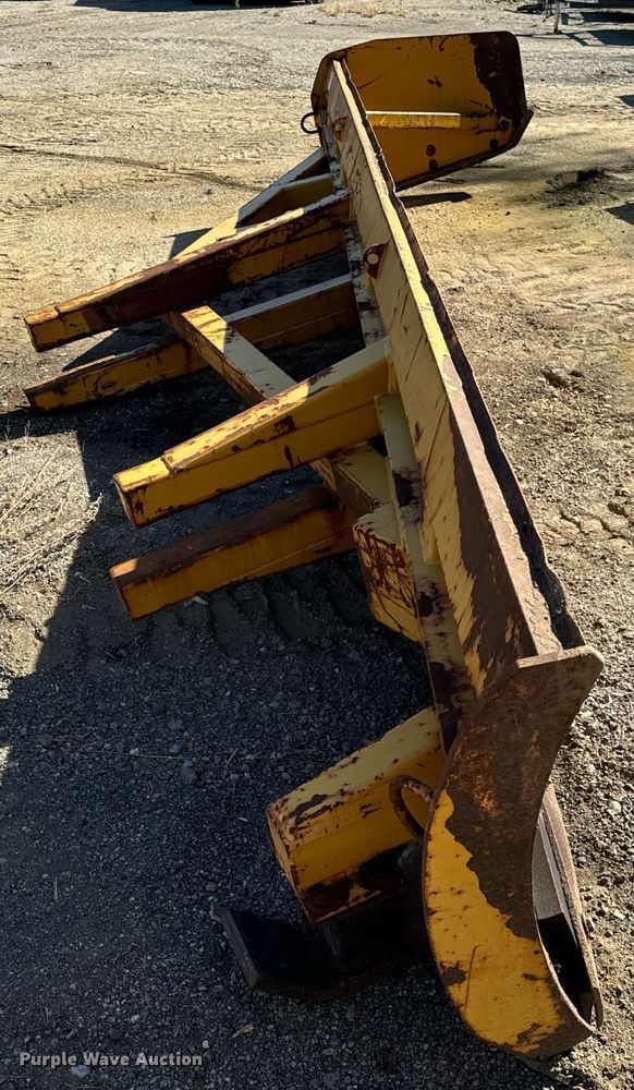 image for item DT2055 Protech  LP18L 18' W wheel loader snow pusher 