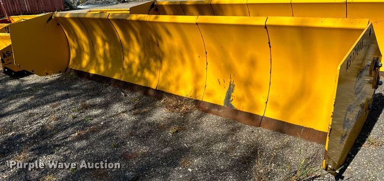 image for item DT2063 Arctic  17HD 17' W wheel loader snow pusher 