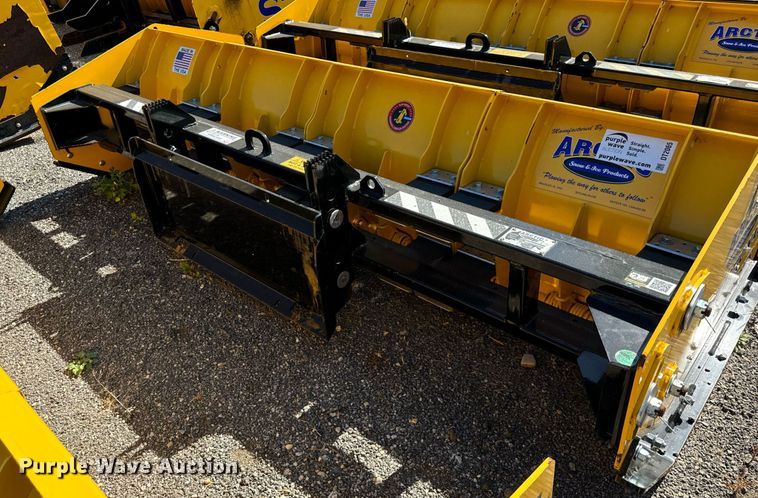 image for item DT2065 Arctic  LD10.5 skid steer snow pusher