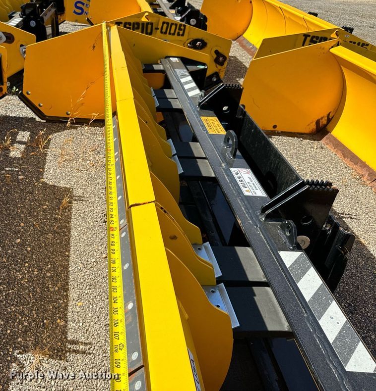 image for item DT2065 Arctic  LD10.5 skid steer snow pusher