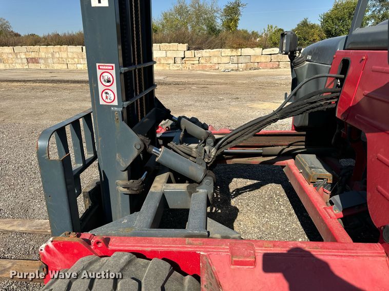 image for item DT2068 2012 Moffett  M70 forklift