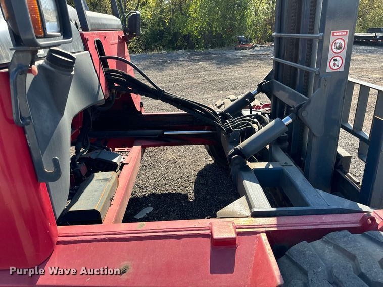 image for item DT2068 2012 Moffett  M70 forklift