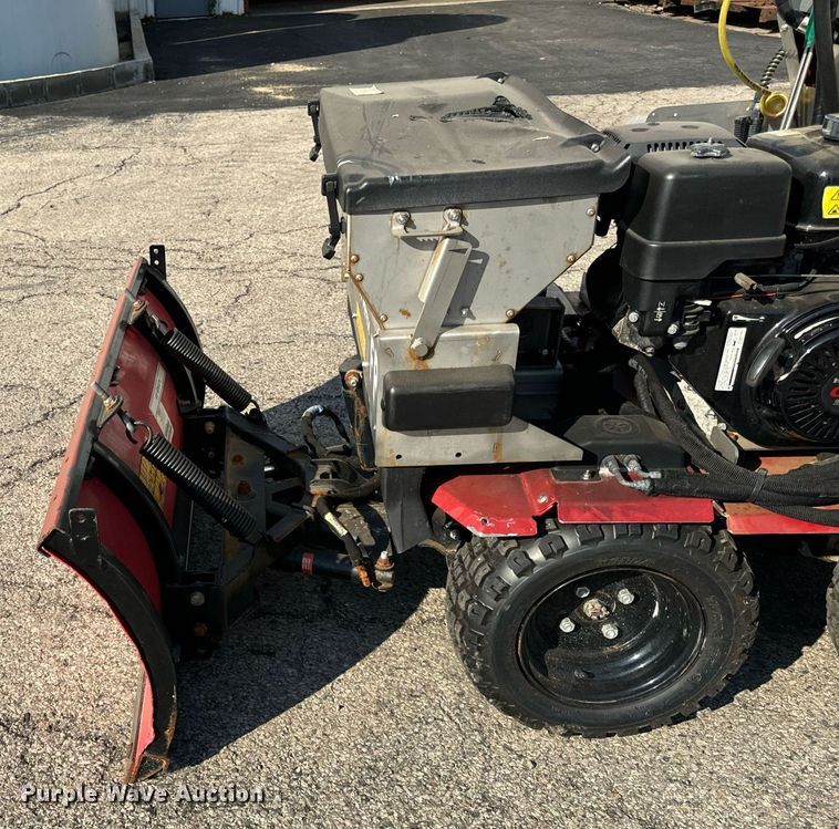 image for item DT2072 Boss  Snowrator  snow pusher