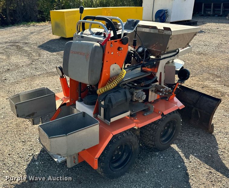 image for item DT2073 Snowrator  ZX4 snow pusher