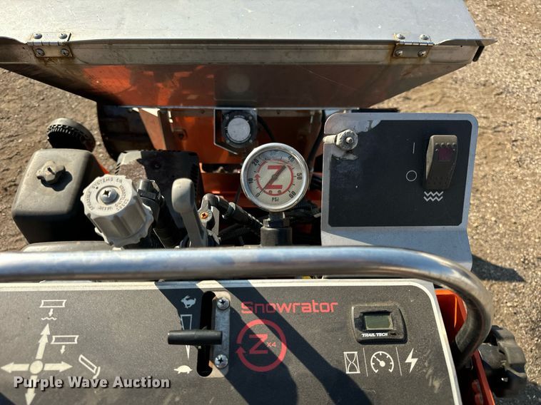 image for item DT2073 Snowrator  ZX4 snow pusher