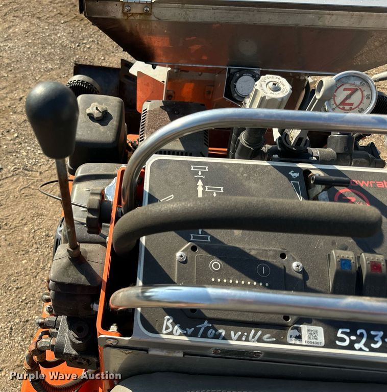 image for item DT2073 Snowrator  ZX4 snow pusher