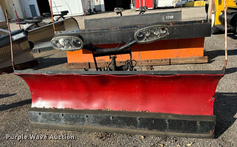 image for item DT2076 Boss 7' W snow plow
