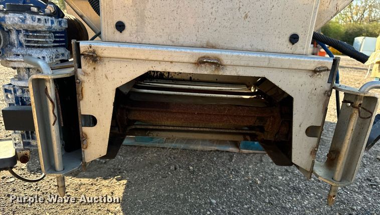 image for item DT2085 Fisher Steel Caster spreader