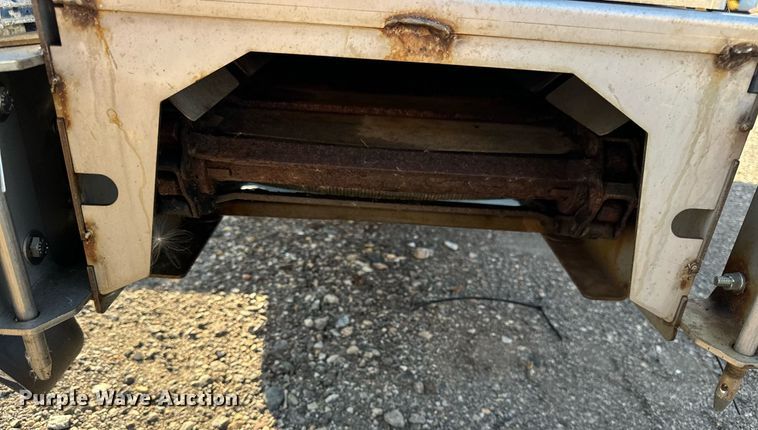 image for item DT2086 Fisher Steel Caster spreader