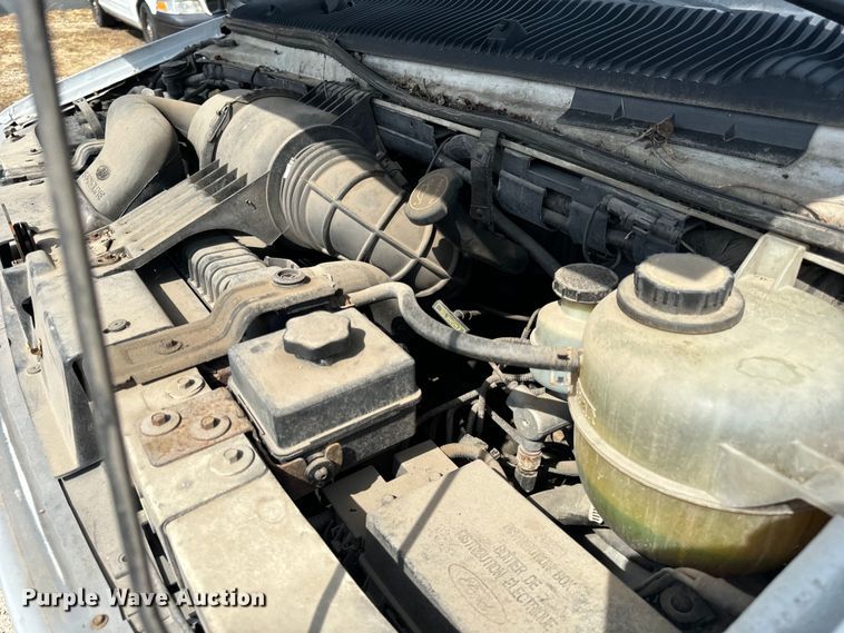 image for item DV5916 2001 Ford  E150 delivery van