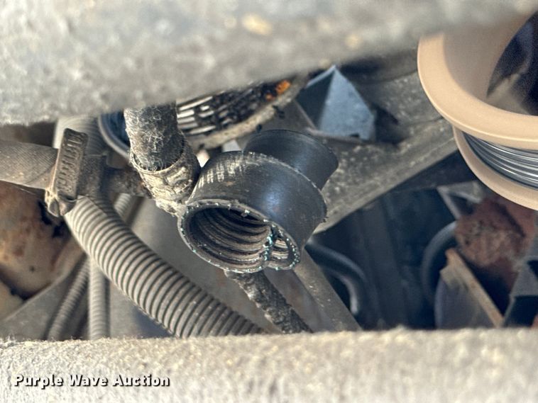 image for item DV5916 2001 Ford  E150 delivery van