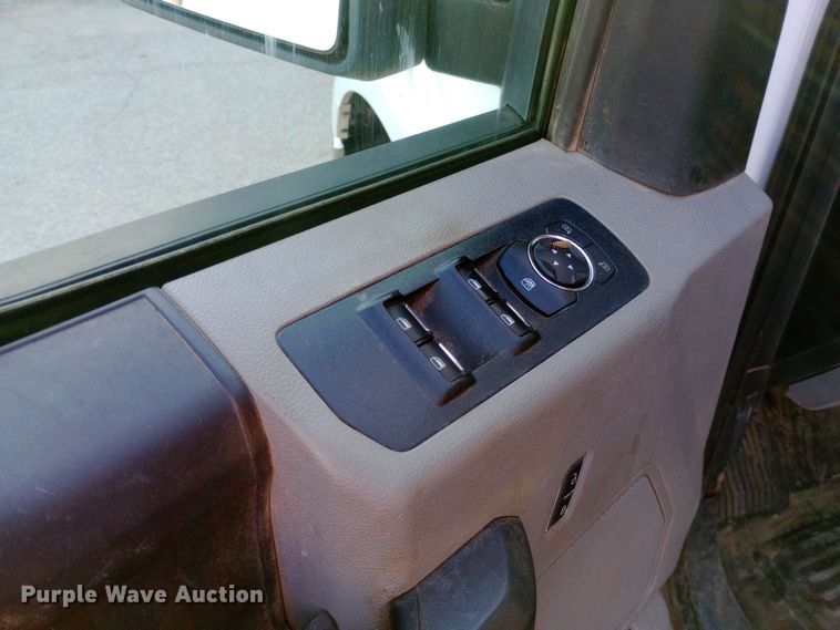 image for item DW0782 2018 Ford F150 SuperCab pickup truck