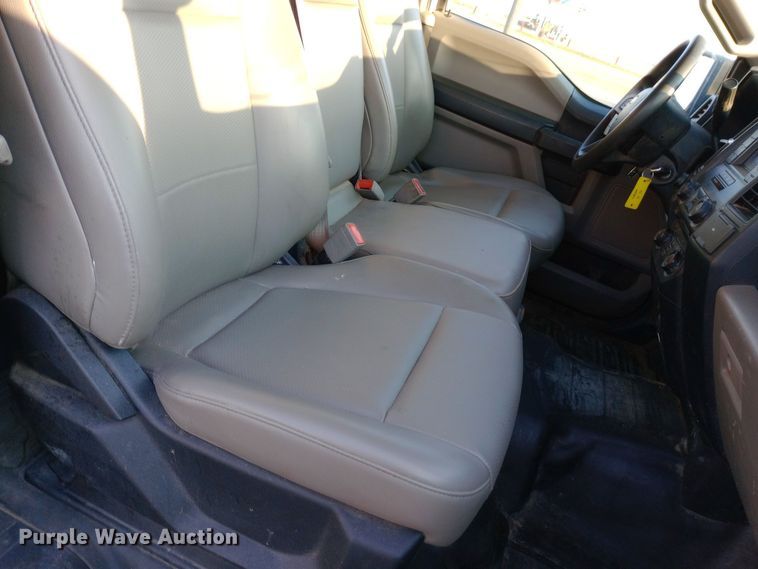 image for item DW0782 2018 Ford F150 SuperCab pickup truck