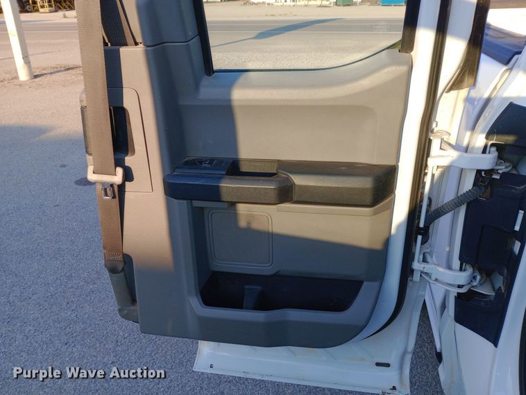 image for item DW0782 2018 Ford F150 SuperCab pickup truck