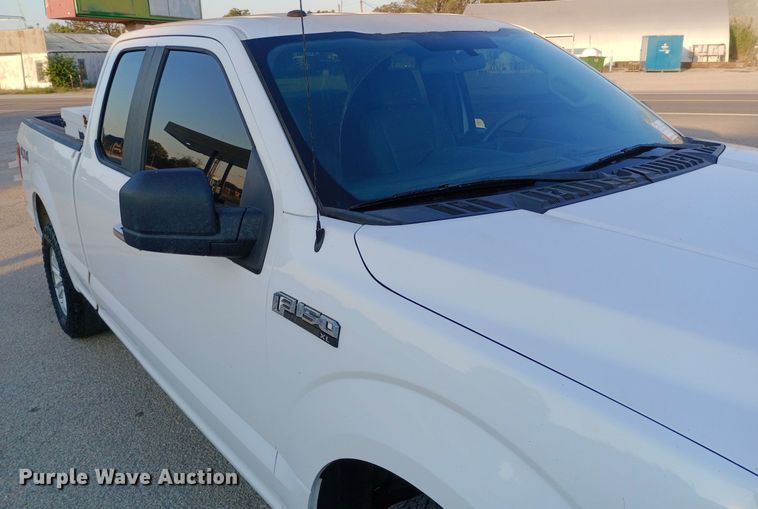 image for item DW0784 2018 Ford F150 SuperCab pickup truck