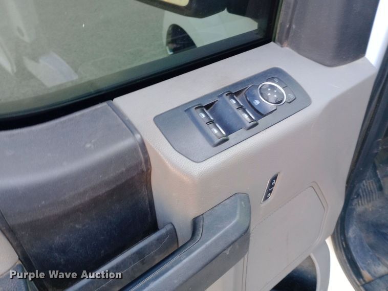 image for item DW0784 2018 Ford F150 SuperCab pickup truck