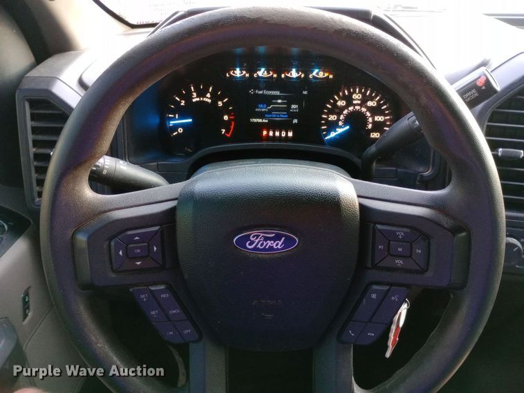 image for item DW0784 2018 Ford F150 SuperCab pickup truck