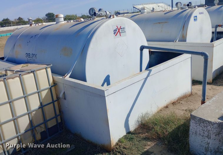 image for item DW0798 Fuel tank