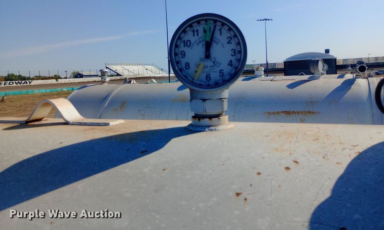 image for item DW0798 Fuel tank