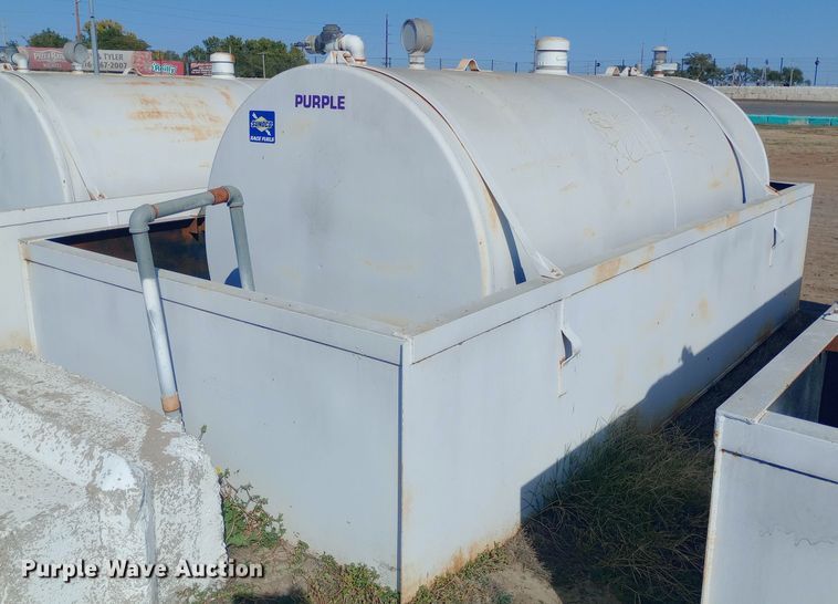 image for item DW0799 Fuel tank