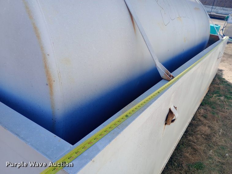 image for item DW0799 Fuel tank