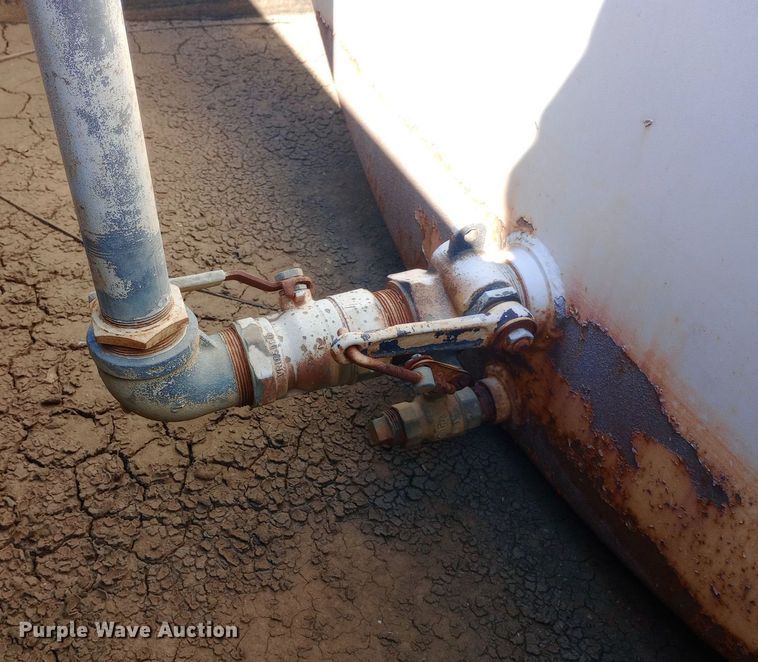 image for item DW0799 Fuel tank