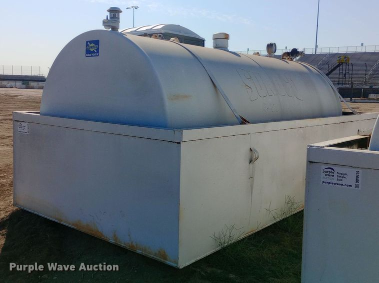 image for item DW0800 Fuel tank