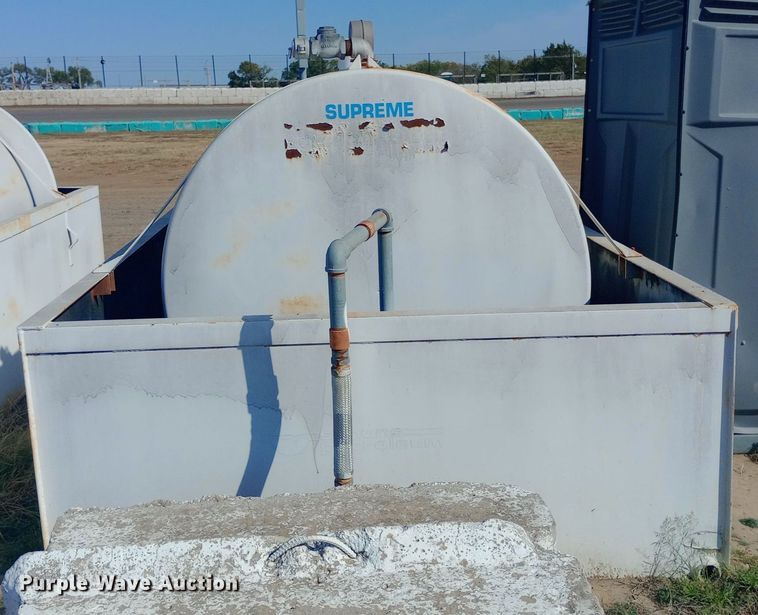 image for item DW0800 Fuel tank