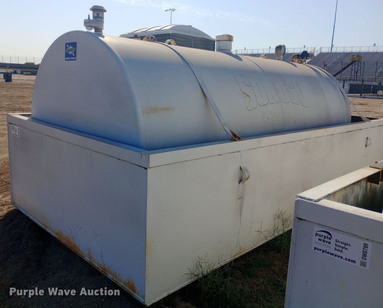 image for item DW0800 Fuel tank