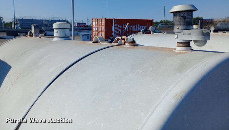 image for item DW0800 Fuel tank